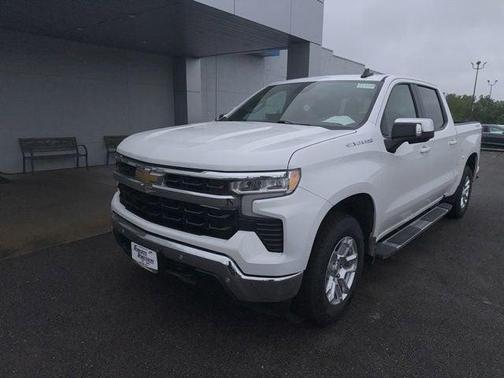 Summit White 2024 Chevrolet Silverado 1500 LT