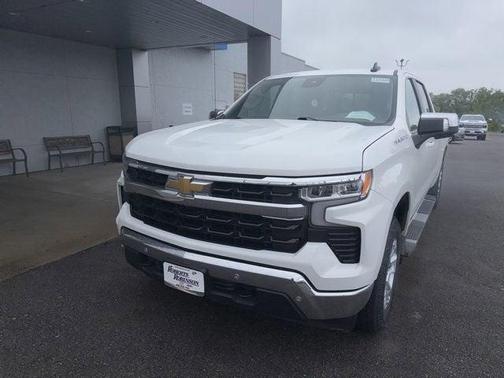 Summit White 2024 Chevrolet Silverado 1500 LT
