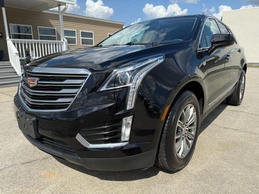 Stellar Black Metallic 2017 Cadillac XT5 Luxury