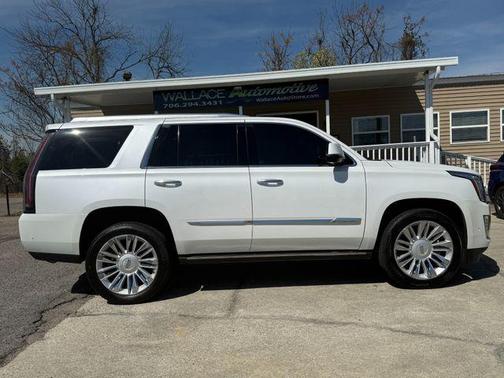 2017 Cadillac Escalade Platinum