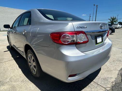 2011 Toyota Corolla LE