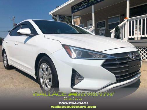2019 Hyundai ELANTRA SE