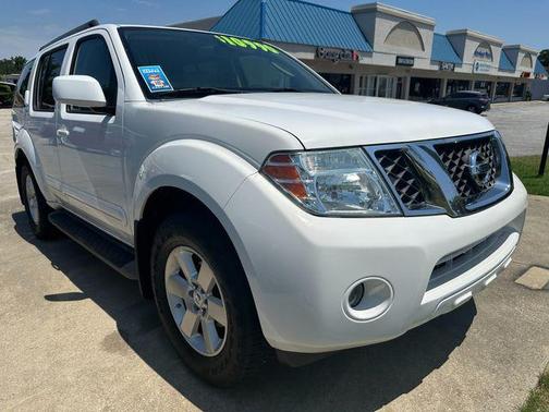 2012 Nissan Pathfinder SV