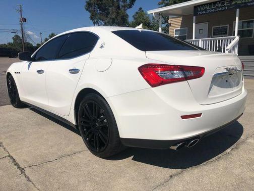 2017 Maserati Ghibli Base