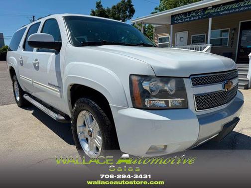 Summit White 2013 Chevrolet Suburban 1500 LT