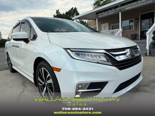 White Diamond Pearl 2018 Honda Odyssey Elite
