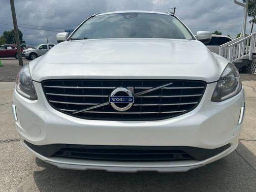 2016 Volvo XC60 T6 Drive-E