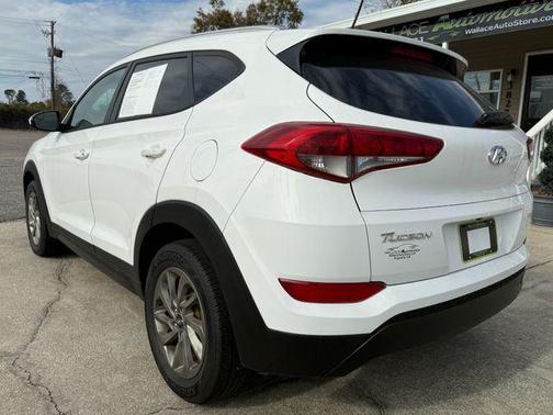 2016 Hyundai TUCSON SE