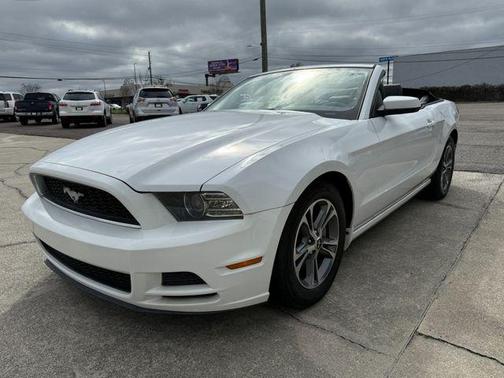 2014 Ford Mustang V6