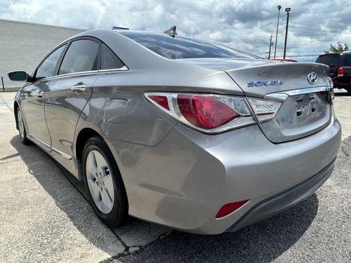 2011 Hyundai SONATA Hybrid Base