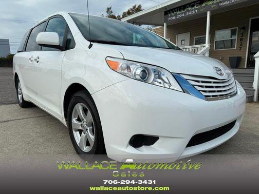 2013 Toyota Sienna LE