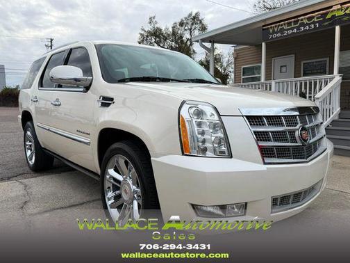 2013 Cadillac Escalade Platinum Edition