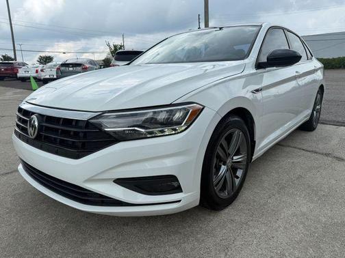 Pure White 2021 Volkswagen Jetta 1.4T S