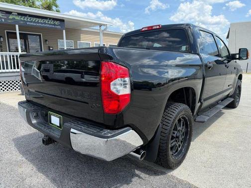 Midnight Black Metallic 2018 Toyota Tundra SR5