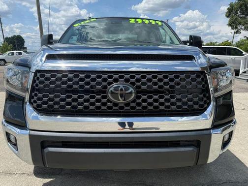 Midnight Black Metallic 2018 Toyota Tundra SR5