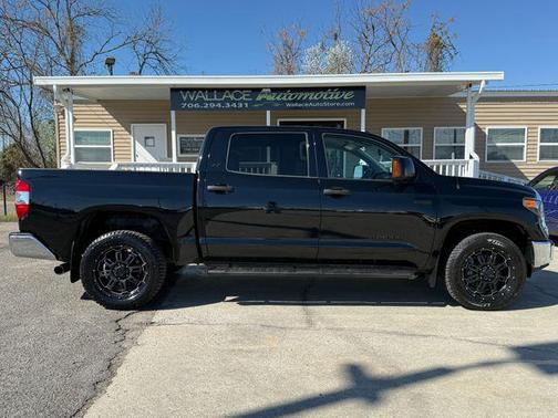 2018 Toyota Tundra SR5