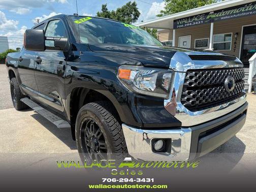 Midnight Black Metallic 2018 Toyota Tundra SR5