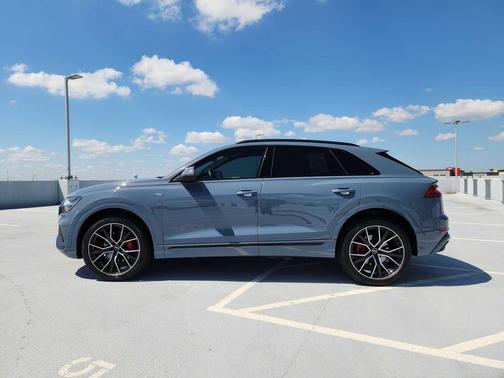 Galaxy Blue Metallic 2021 Audi Q8 55 Prestige
