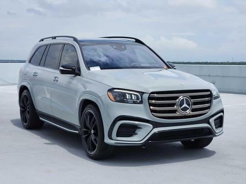 MANUFAKTUR Alpine Grey 2024 Mercedes-Benz GLS 580 4MATIC
