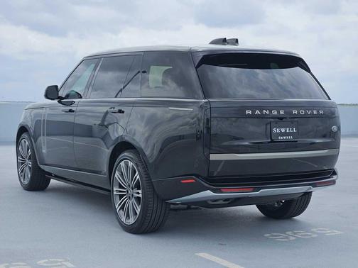 Santorini Black Metallic 2023 Land Rover Range Rover Autobiography LWB 7 Seat