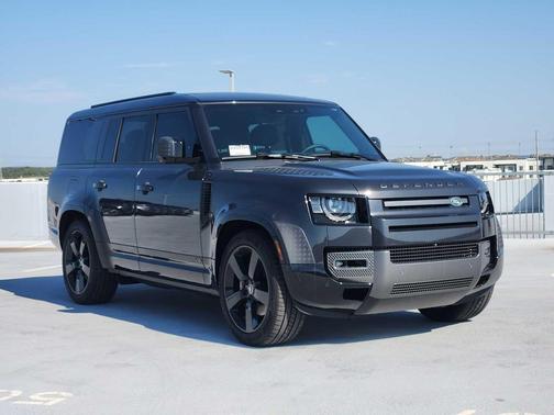 2025 Land Rover Defender V8