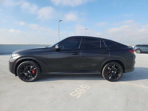 2024 BMW X6 M60i