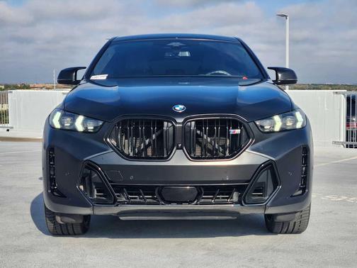 2024 BMW X6 M60i