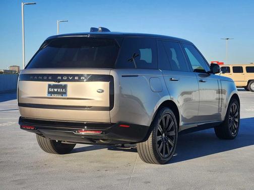 2023 Land Rover Range Rover P530 SE SWB
