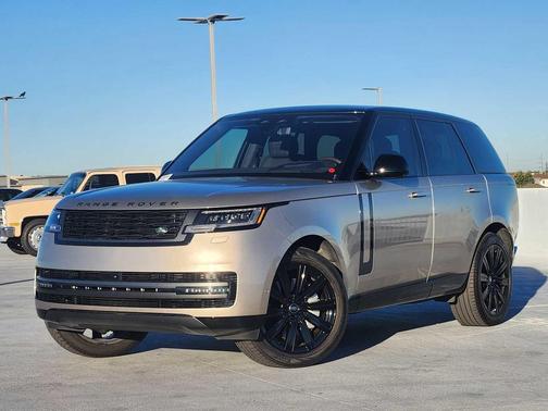 2023 Land Rover Range Rover P530 SE SWB
