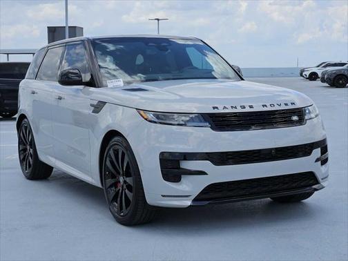 2025 Land Rover Range Rover Sport SE