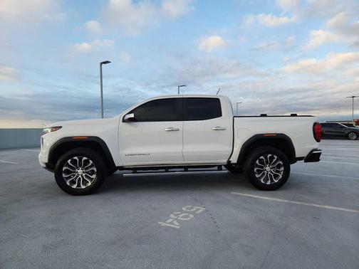 2024 GMC Canyon Denali