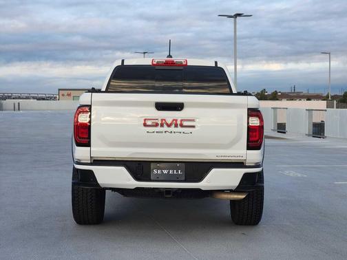 2024 GMC Canyon Denali