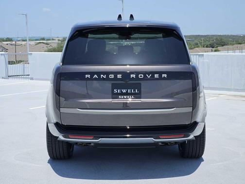 CHARENTE GREY 2026 Land Rover Range Rover P530 SE 7 Seat