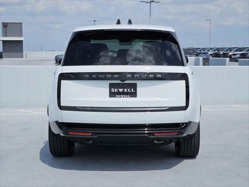 2025 Land Rover Range Rover P530 Autobiography 7 Seat