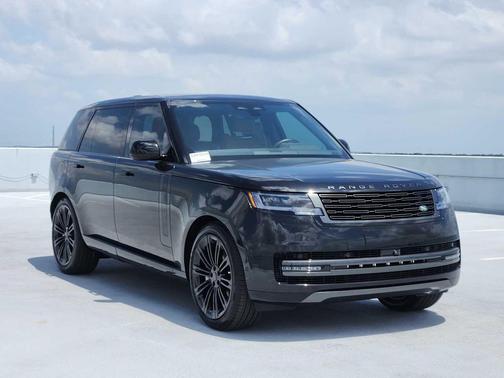 SANTORINI BLACK 2026 Land Rover Range Rover P530 SE 7 Seat