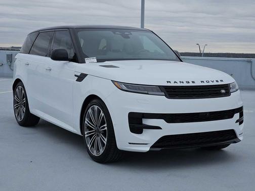 2026 Land Rover Range Rover Sport SE