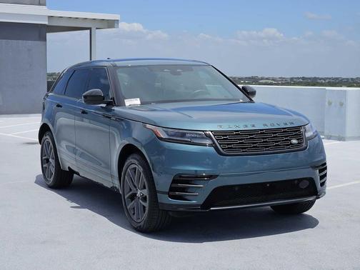 Giola Green Metallic 2026 Land Rover Range Rover Velar P250 SE R-Dynamic