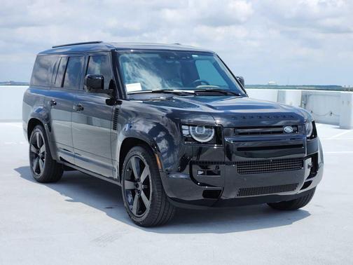 SANTORINI BLACK 2026 Land Rover Defender X-Dynamic SE