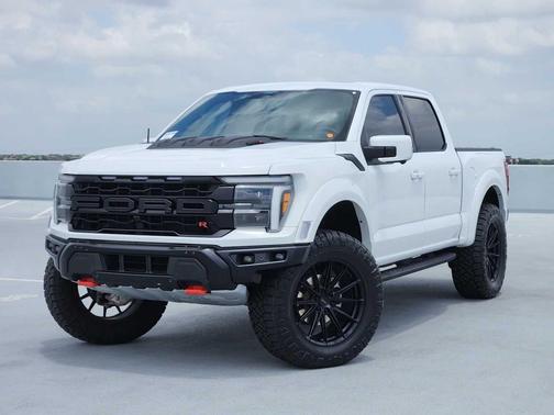 Oxford White 2024 Ford F-150 Raptor R