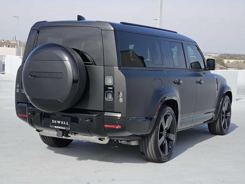 2026 Land Rover Defender P400 X-Dynamic SE