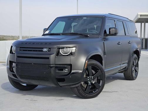 2026 Land Rover Defender P400 X-Dynamic SE