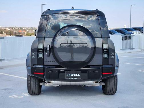 2026 Land Rover Defender P400 X-Dynamic SE