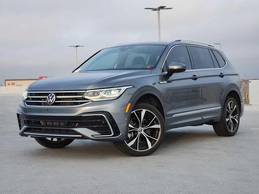 2022 Volkswagen Tiguan 2.0T SEL R-Line 4MOTION