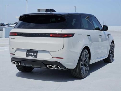 2025 Land Rover Range Rover Sport SE