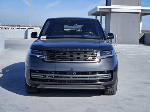 2023 Land Rover Range Rover P530 SE LWB 7 Seat