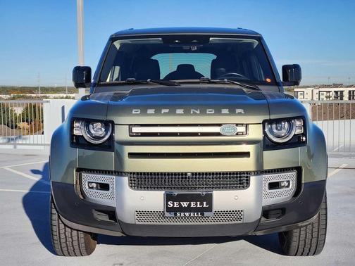 2020 Land Rover Defender 110 SE