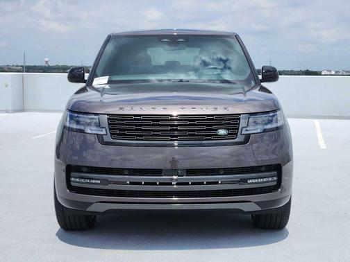 CHARENTE GREY 2026 Land Rover Range Rover P530 SE
