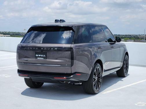 CHARENTE GREY 2026 Land Rover Range Rover P530 SE