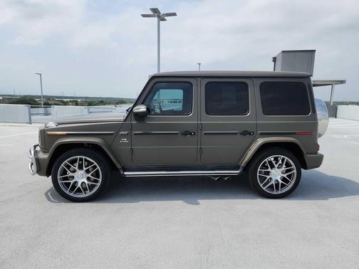 MANUFAKTUR Dark Olive Green magno 2024 Mercedes-Benz AMG G 63 4MATIC