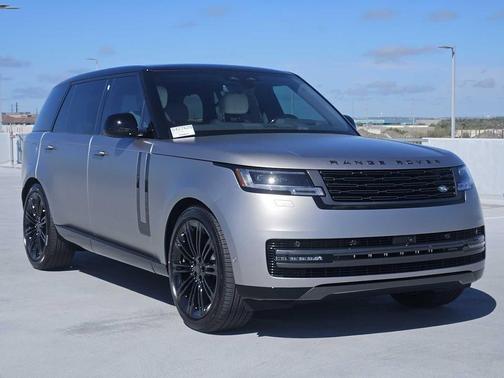 2026 Land Rover Range Rover P400 SE 7 Seat